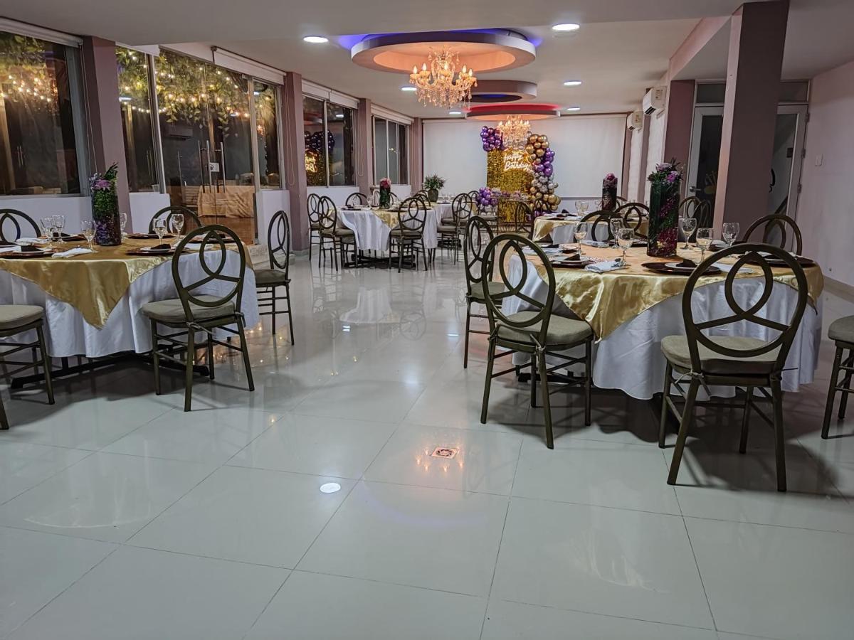 Hotel Quarta Avenida Montería Екстериор снимка
